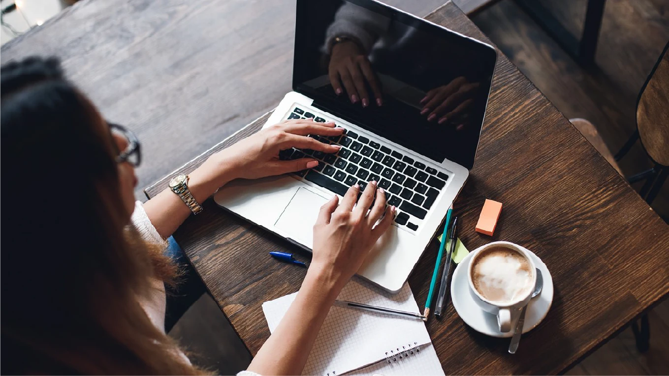Learning online with a laptop